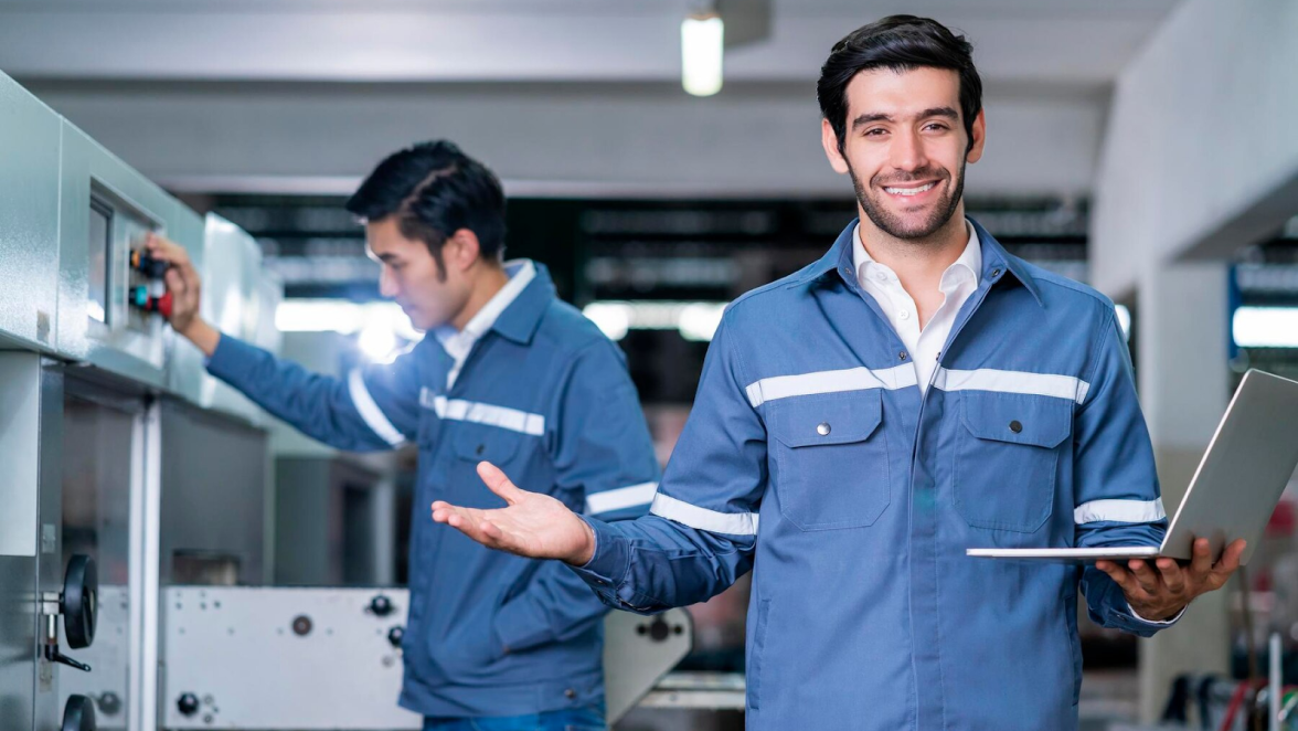 How Smart Clothing Enhances the Safety and Performance of Workers