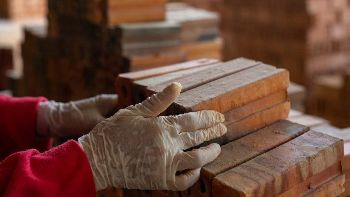 Are Traditional Materials Still Relevant in the Future of Factory Design?