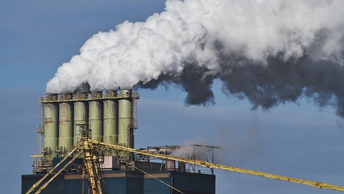 How Can Integrated Approaches Control Industrial Air Pollution?